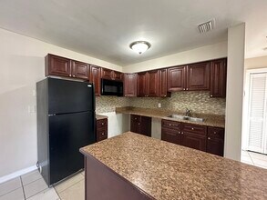 512 NW 5th St in Boynton Beach, FL - Building Photo - Building Photo