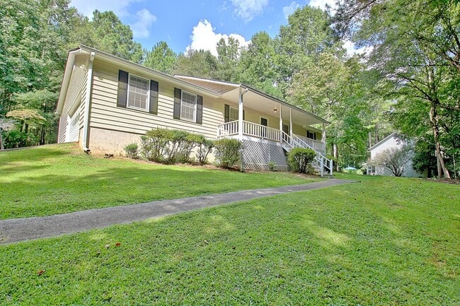property at 140 Felton Ct