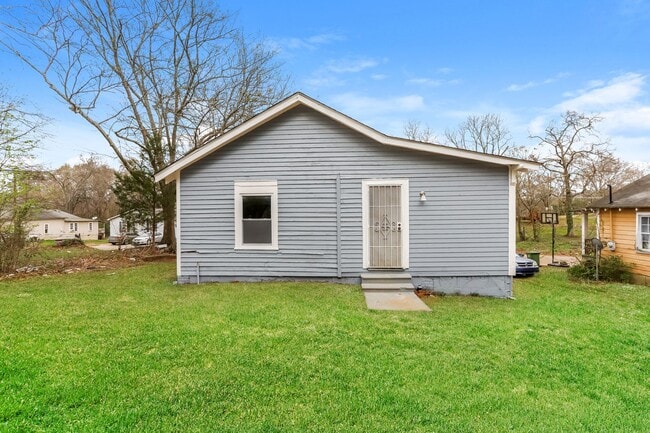 818 Williams St in Griffin, GA - Building Photo - Building Photo