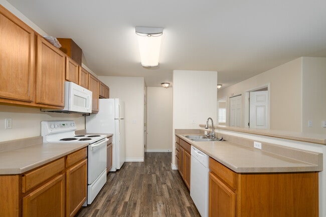 Country Vista Apartments