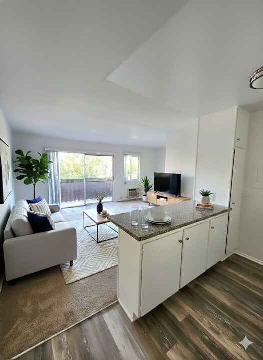 Alpine Terrace Apartments in Canoga Park, CA - Building Photo