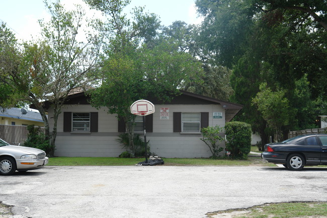 851 E Orange St in Lakeland, FL - Foto de edificio - Building Photo