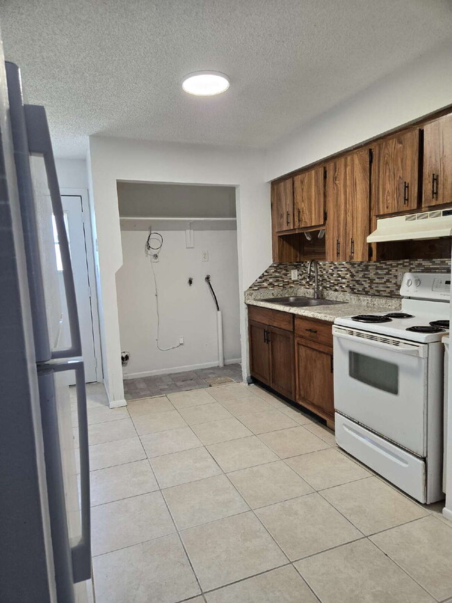 3515-3517 Rose Rd in Lakeland, FL - Building Photo - Building Photo