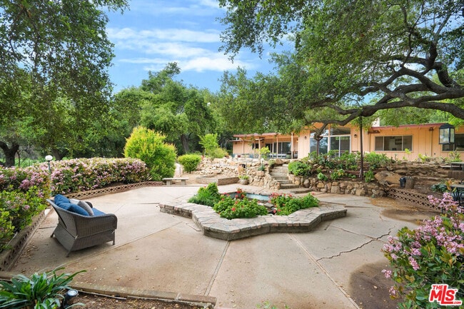 918 Palomar Rd in Ojai, CA - Building Photo - Building Photo