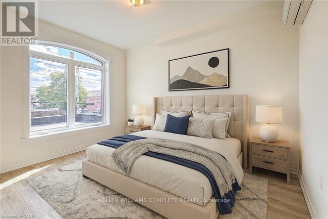 property at 2 Wentworth St S