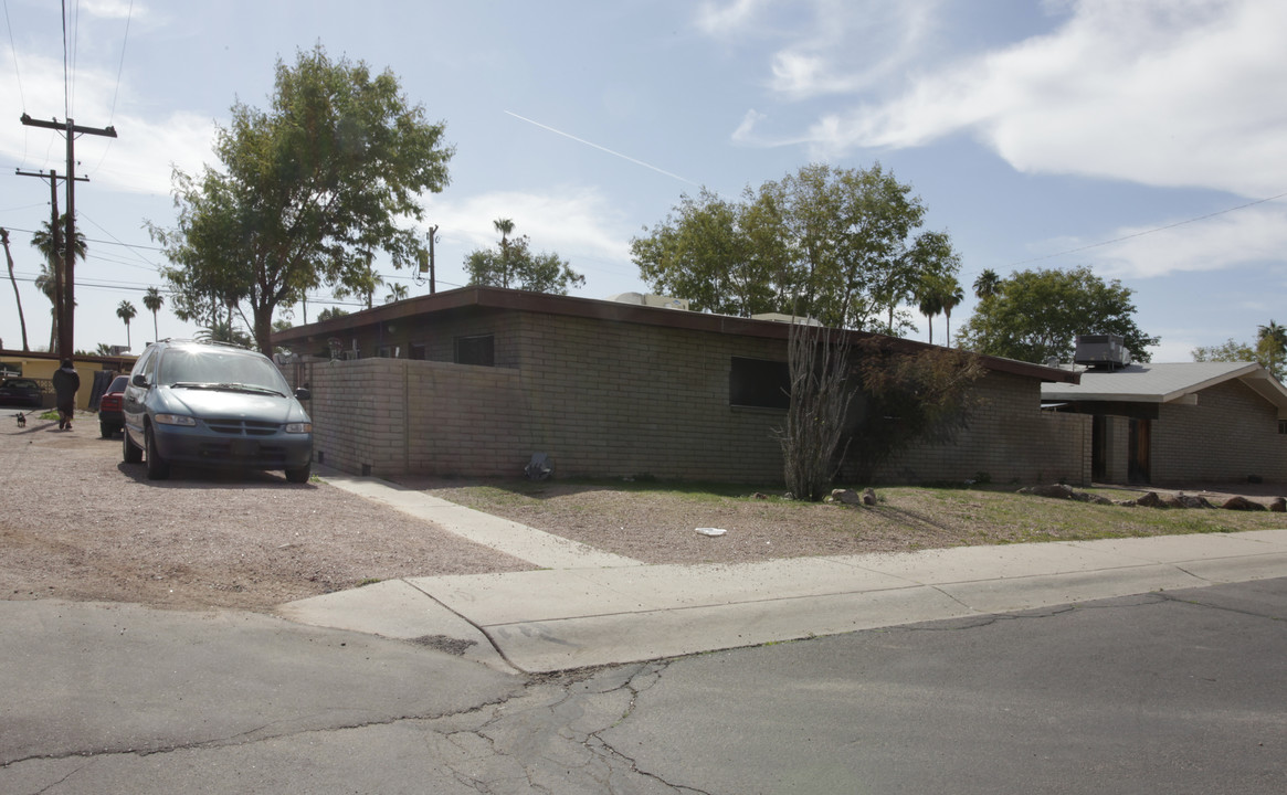 6715 E Angus Dr in Scottsdale, AZ - Building Photo