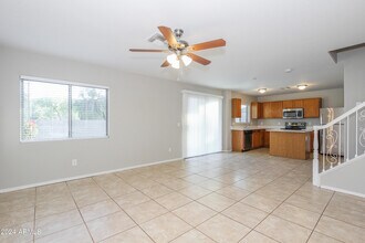 2239 E Paraiso Dr in Phoenix, AZ - Building Photo - Building Photo