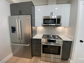 301 Somerville Ave, Unit I in Somerville, MA - Foto de edificio - Building Photo