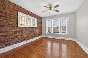 4636 Shenandoah Ave in St. Louis, MO - Building Photo