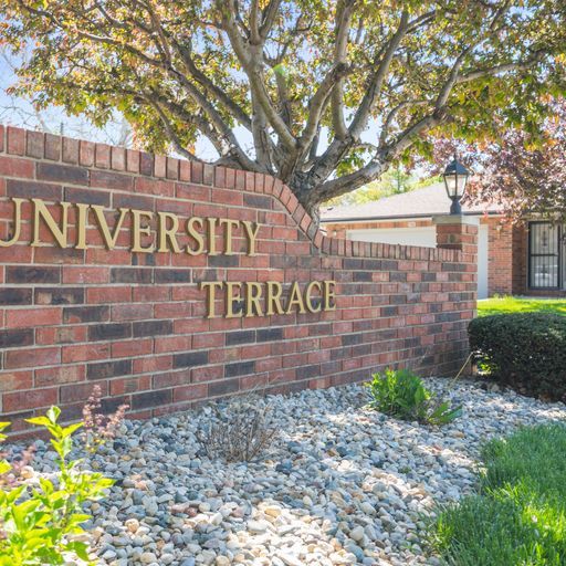 University Terrace in Anderson, IN - Building Photo - Building Photo