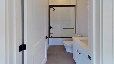 16 Highgate St, Unit 302 in Boston, MA - Building Photo - Building Photo