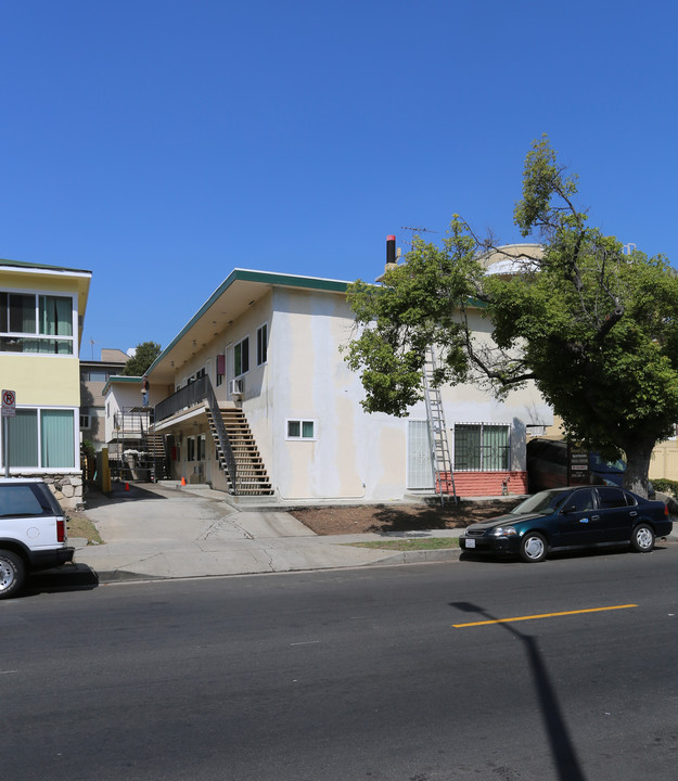 Harvard Garden Apartments in Los Angeles, CA - Building Photo