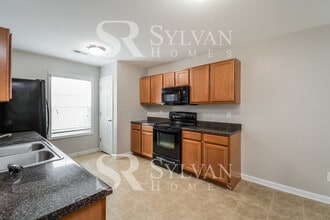 124 Lucky Ct in Elgin, SC - Building Photo - Building Photo