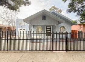 5325 Latham St in Los Angeles, CA - Building Photo