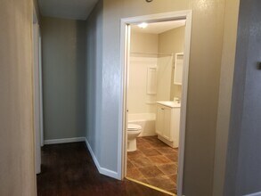 2421 22nd St in Lubbock, TX - Building Photo - Building Photo