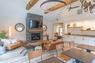 Beacon Ridge in Plymouth, MN - Building Photo