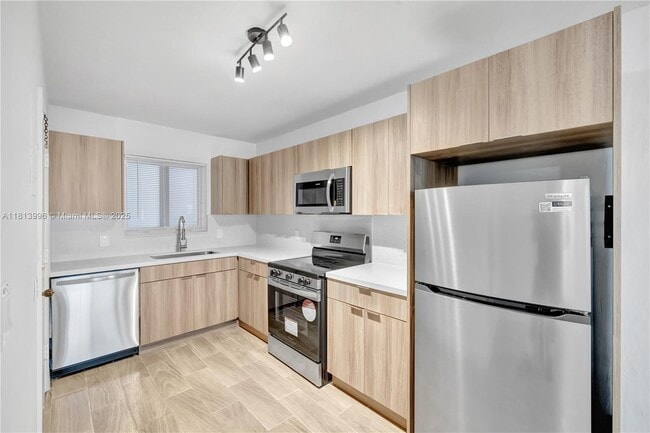 property at 1939 Jefferson St