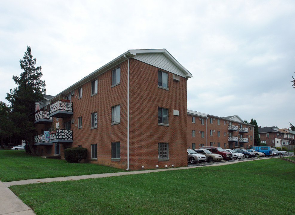 Executive Apartments in Allentown, PA - Foto de edificio