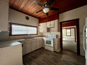 3910 Keene Rd in Plant City, FL - Building Photo - Building Photo