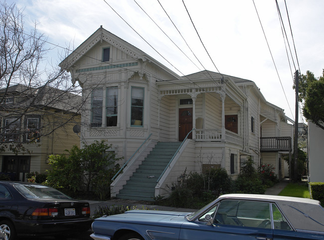 2264 San Jose Ave in Alameda, CA - Foto de edificio - Building Photo