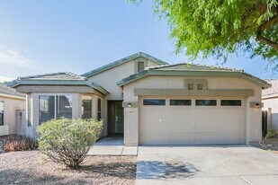 10859 W Windsor Ave in Avondale, AZ - Building Photo