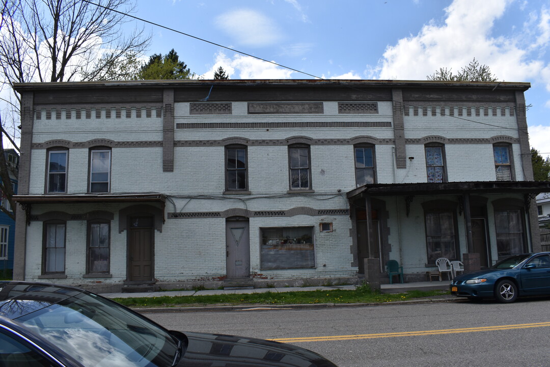 123 Main St in Windsor, NY - Building Photo