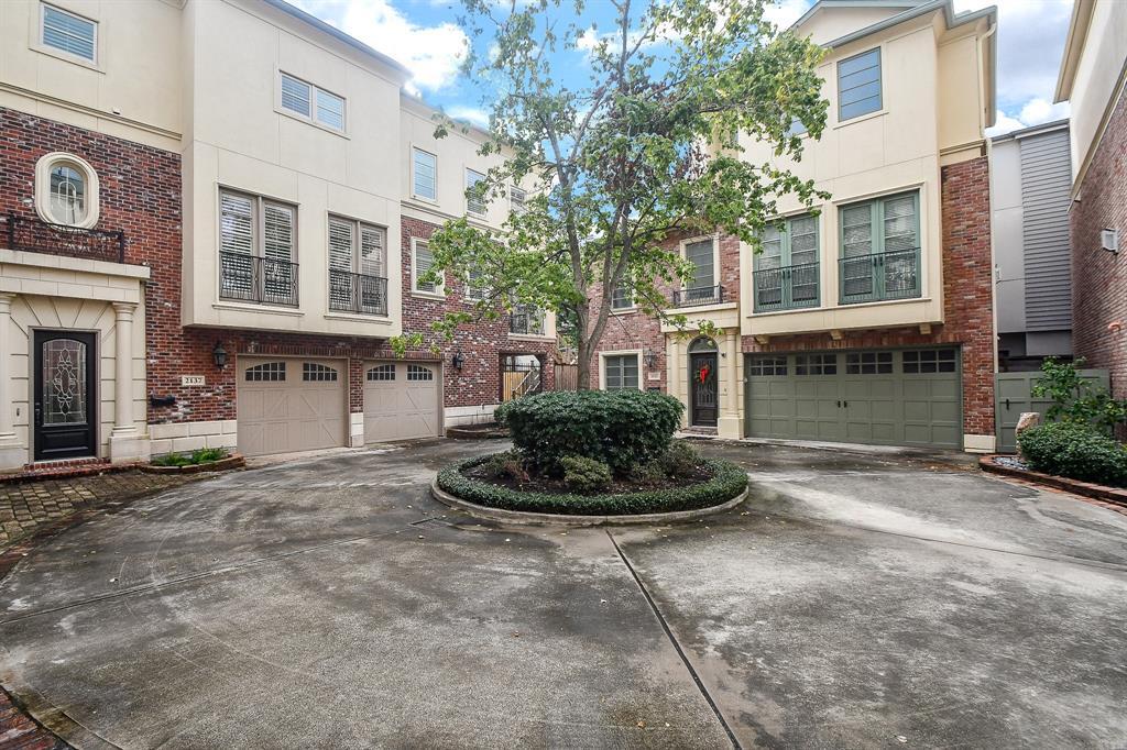 2137 Harold St in Houston, TX - Building Photo