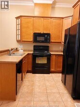 916 Monmouth Rd in Windsor, ON - Building Photo - Building Photo