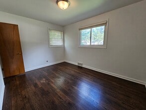 717 E Hawley St in Mundelein, IL - Building Photo - Building Photo