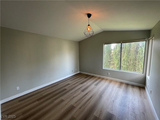 property at 2804 Oasis Cir
