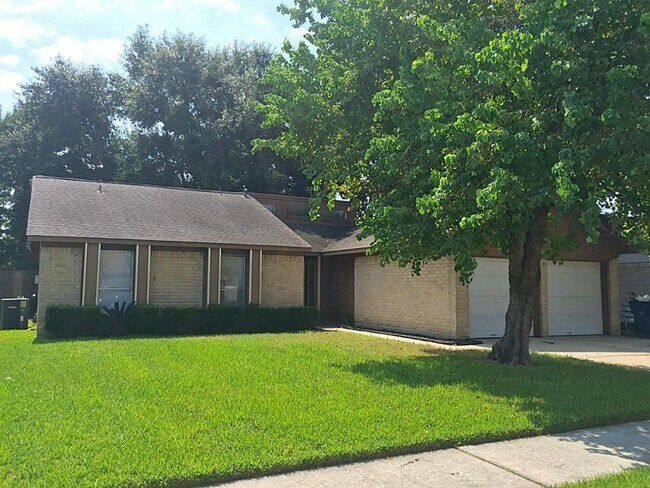 17915 Wild Willow Ln in Houston, TX - Building Photo - Building Photo
