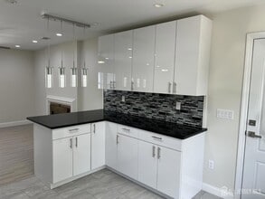 197 Carteret Ave in Carteret, NJ - Building Photo - Building Photo