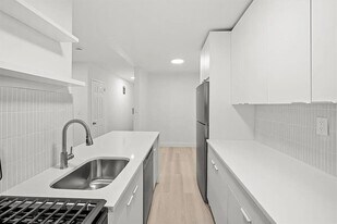 3260 Netherland Ave in Bronx, NY - Building Photo