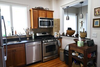 22 Park St in Newton, MA - Building Photo - Building Photo