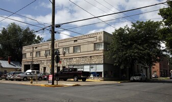 603-611 S Loudoun St in Winchester, VA - Building Photo