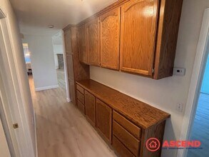 8408 Salix Ct in Bakersfield, CA - Building Photo - Building Photo