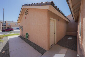 7352 E 38th St in Yuma, AZ - Building Photo - Building Photo