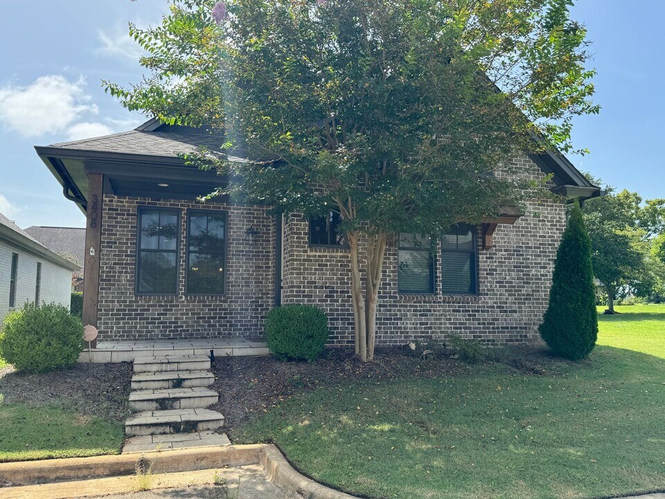 3408 Lockwood Pl in Montgomery, AL - Building Photo
