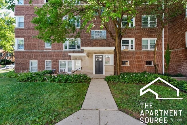 2711 W Berwyn Ave, Unit 1 in Chicago, IL - Foto de edificio - Building Photo