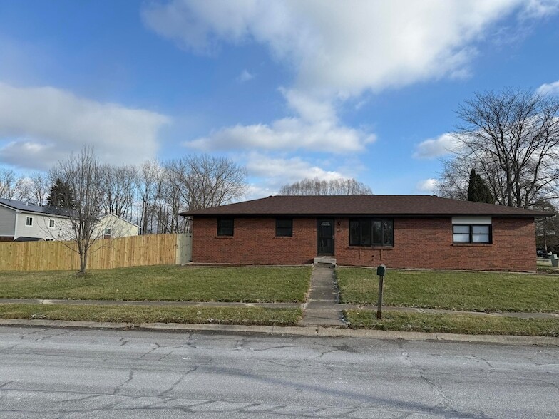 3611 Ash St in Portage, IN - Building Photo