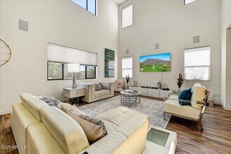 829 E Monte Wy in Phoenix, AZ - Building Photo - Building Photo