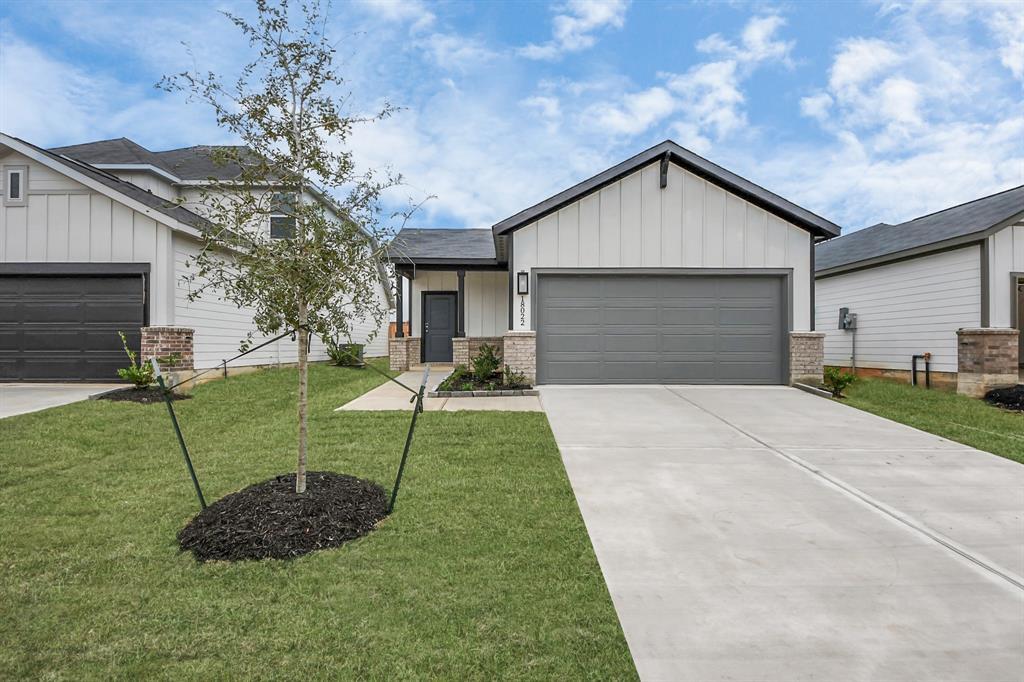 18022 Whitetail Run Ln in Hockley, TX - Building Photo