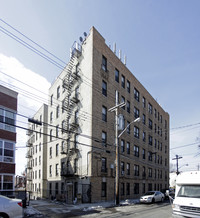 4138 Barnes Ave in Bronx, NY - Foto de edificio - Building Photo