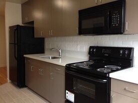 2398 Parker St, Unit 7 in Berkeley, CA - Building Photo