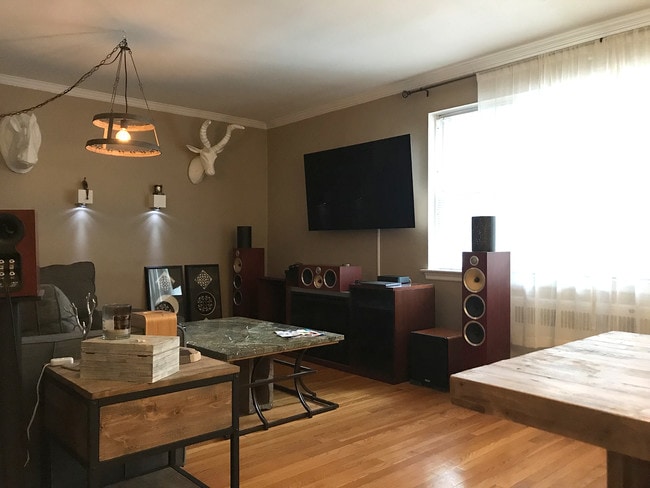 22 Fairbanks St, Unit 2M