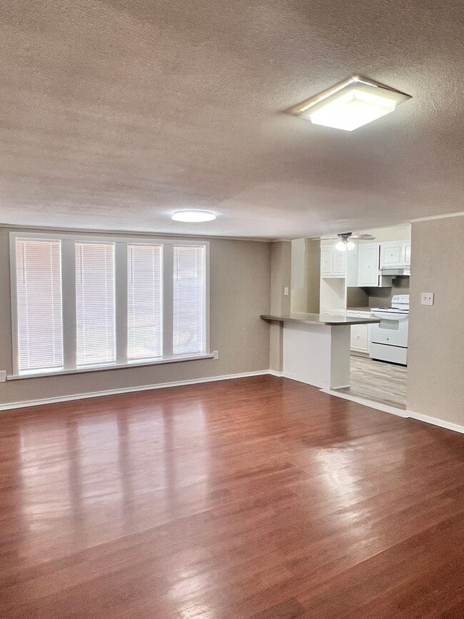 property at 2500 Taylor St