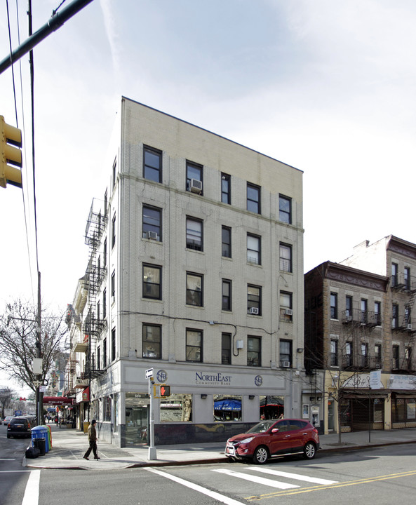 590 E 187th St in Bronx, NY - Building Photo