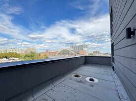 1042 President St in Brooklyn, NY - Building Photo