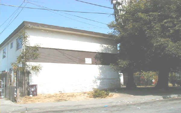 589 Shepherd Ave in Hayward, CA - Foto de edificio - Building Photo