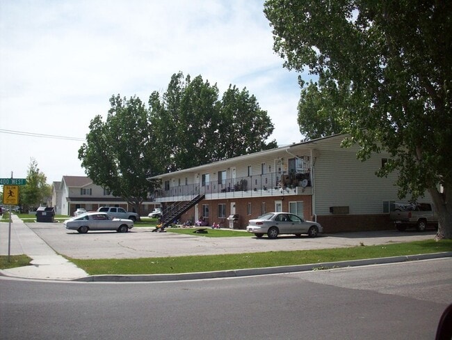 355 N 400 W